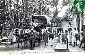 84- Aumale- Arrivee du courrier de Bou-Saada
